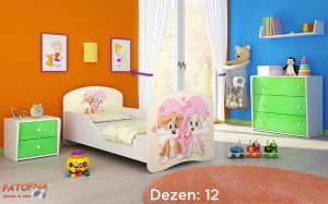 12 Srećne kuce