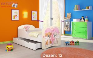 12 Srećne kuce
